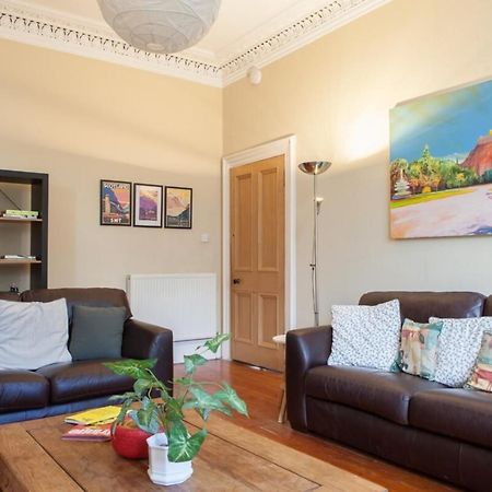Amazing 4 Bedroom Apartment Just Off The Meadows Edimburgo Exterior foto