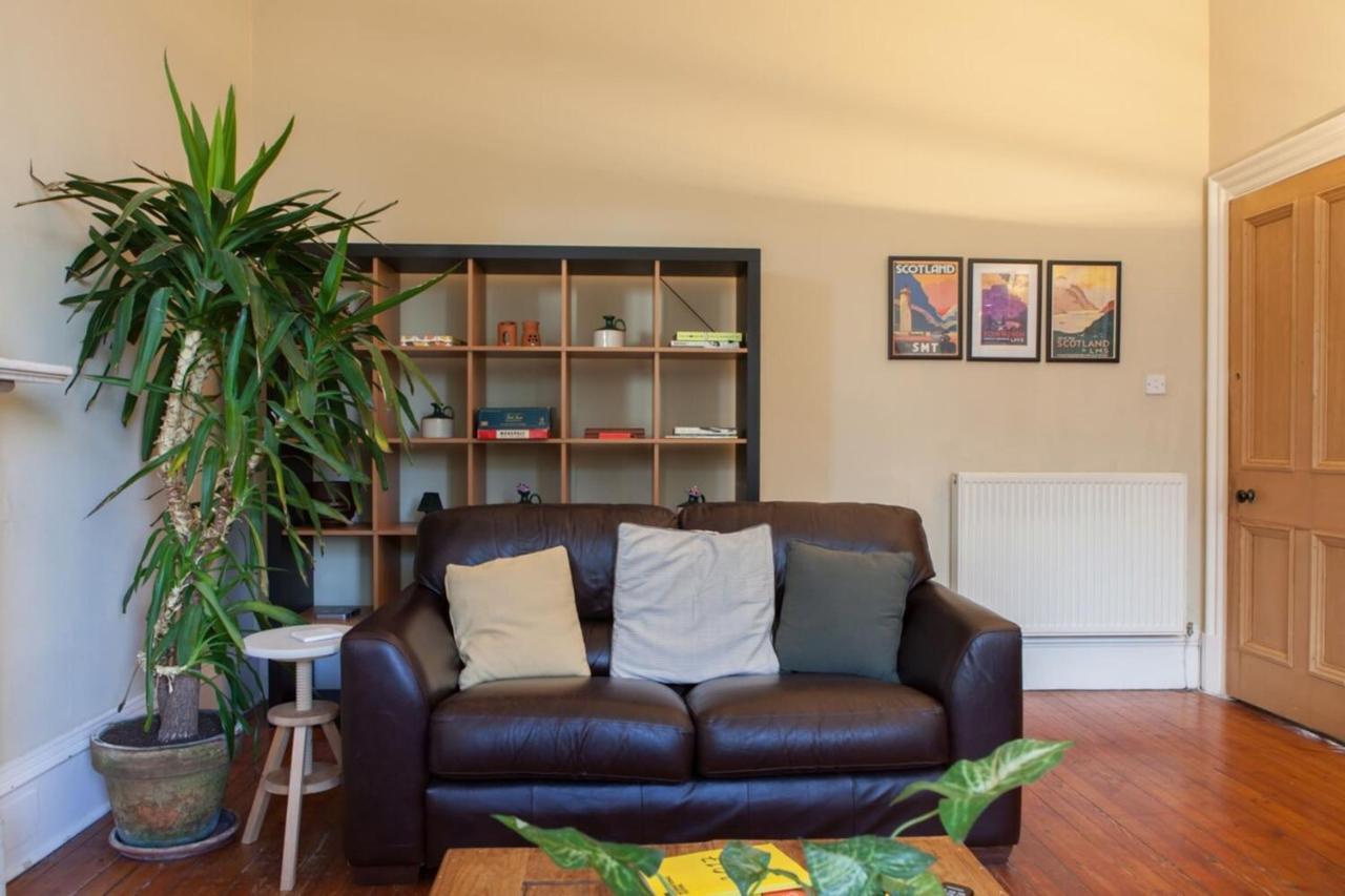Amazing 4 Bedroom Apartment Just Off The Meadows Edimburgo Exterior foto