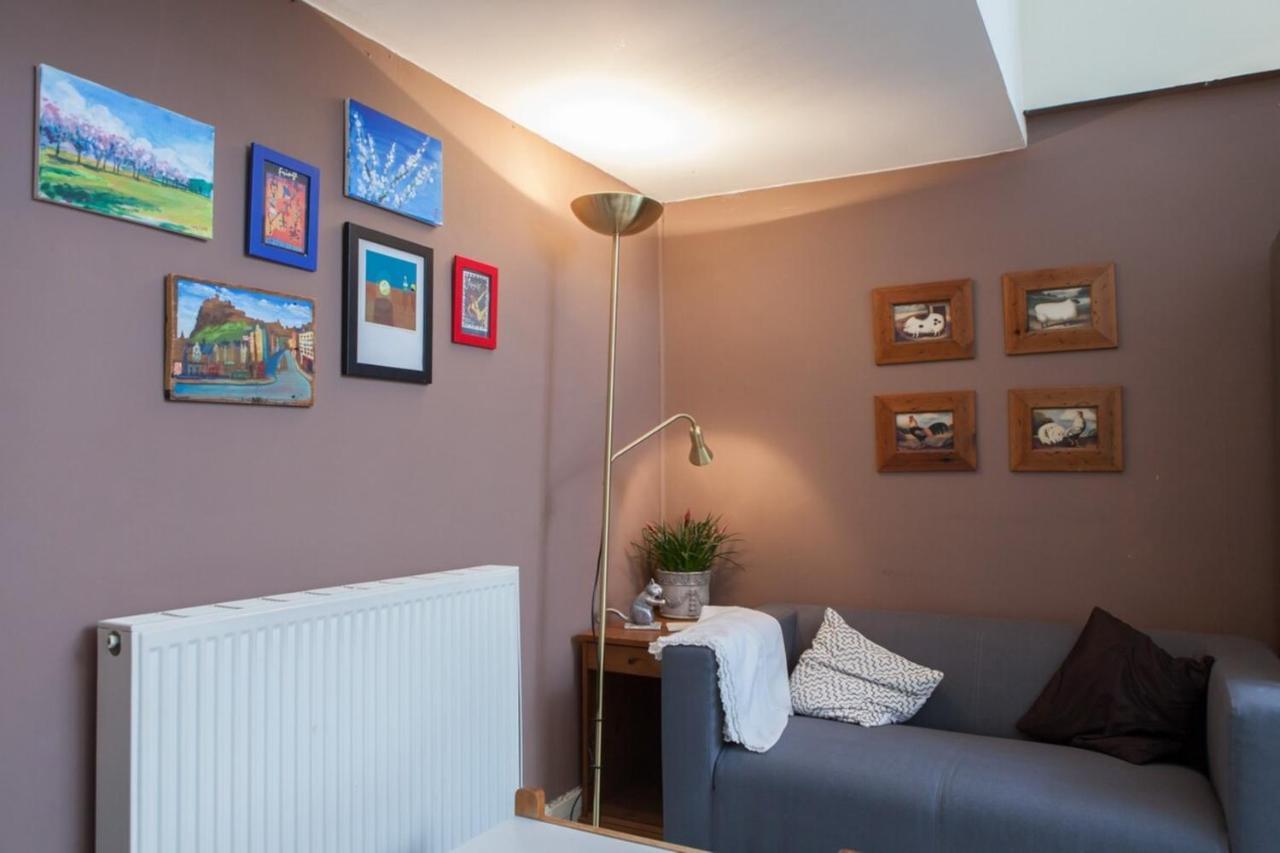 Amazing 4 Bedroom Apartment Just Off The Meadows Edimburgo Exterior foto