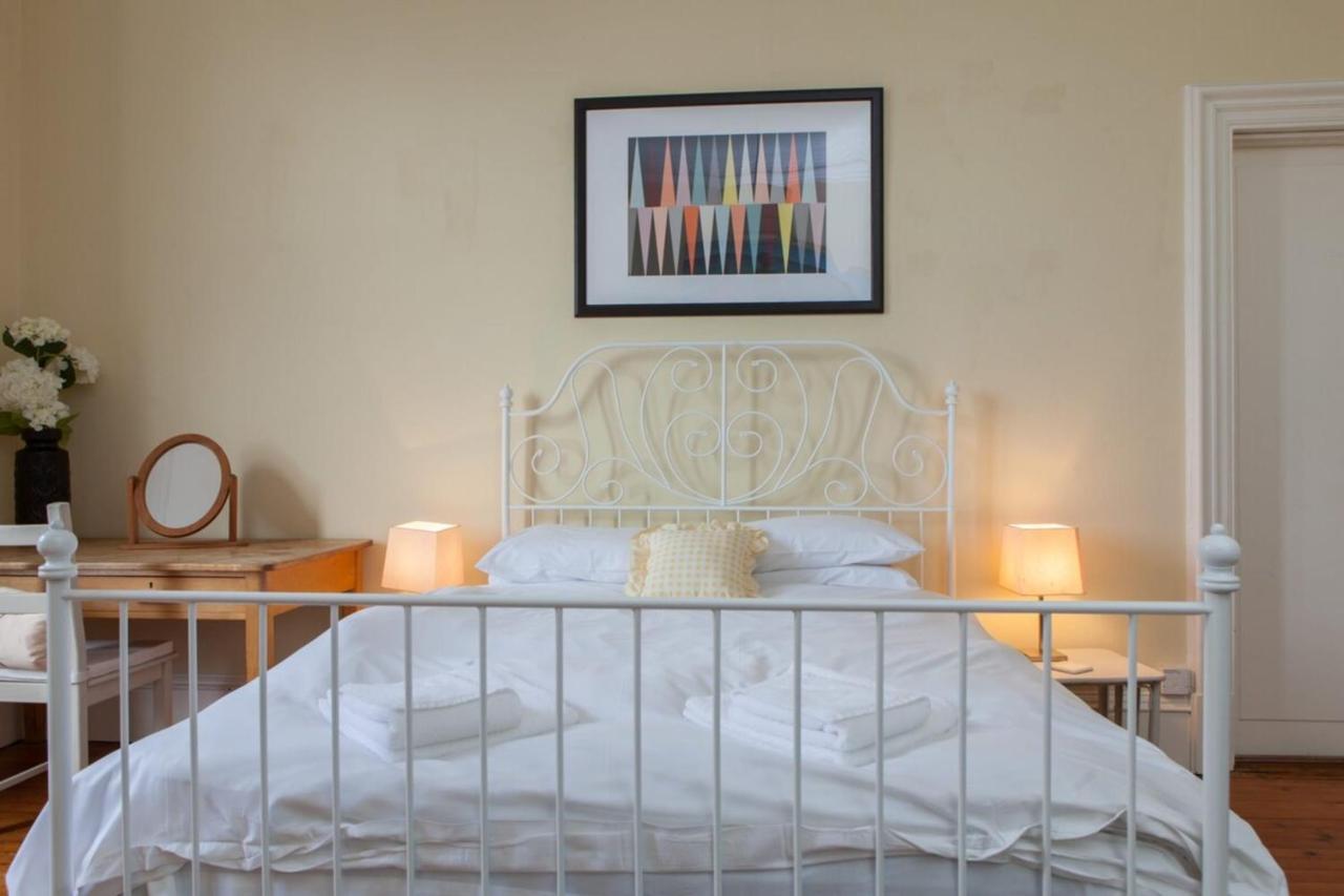 Amazing 4 Bedroom Apartment Just Off The Meadows Edimburgo Exterior foto