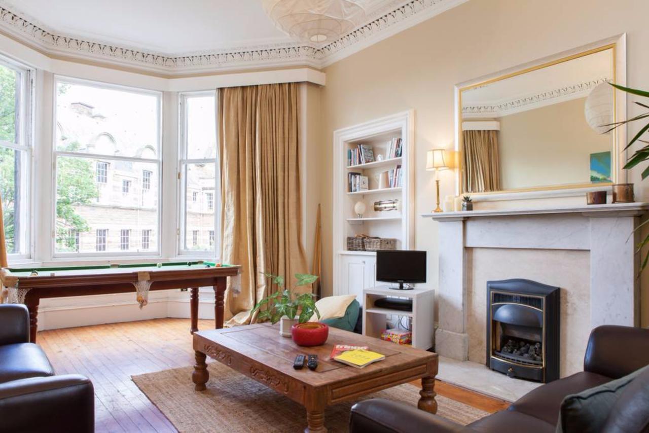 Amazing 4 Bedroom Apartment Just Off The Meadows Edimburgo Exterior foto